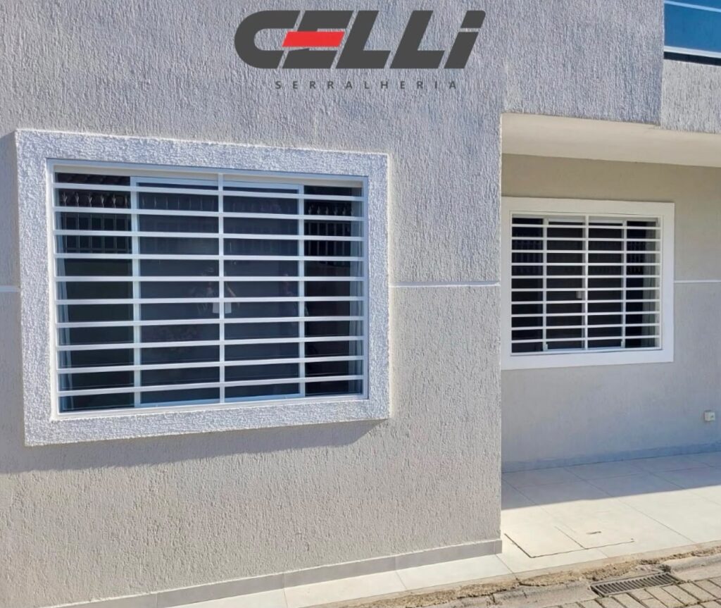 Grade de proteção modelo brise com barras horizontais